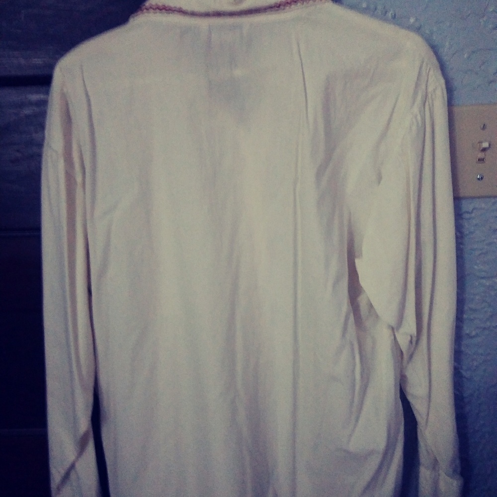 Blouse - Picture 2 of 4
